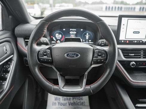 Used 2025 Ford Explorer ST-Line w/ ST-Line Street Pack image 29