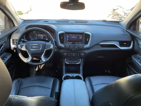 Used 2022 GMC Terrain SLT image 18