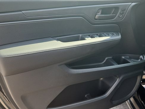 New 2026 Honda Odyssey EX-L image 9