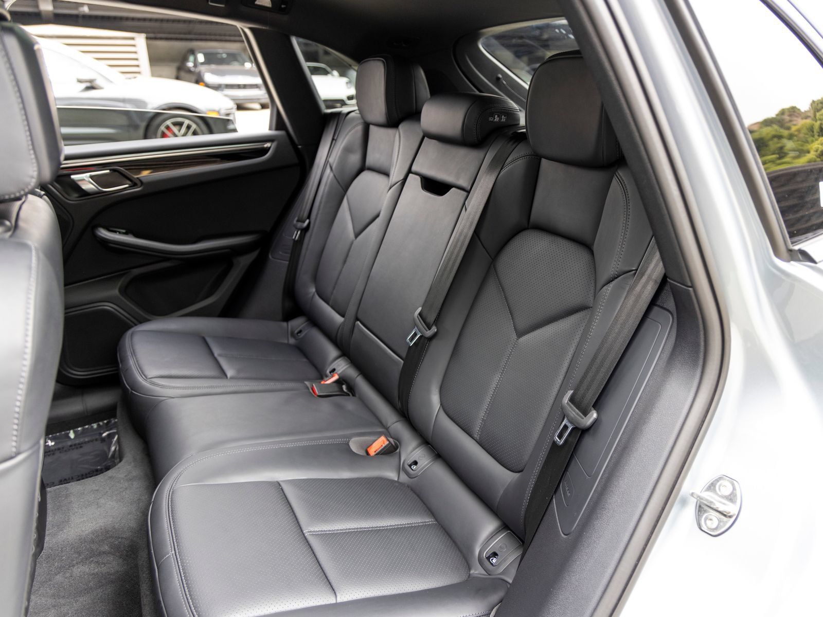 Used 2026 Porsche Macan AWD/4WD image 50