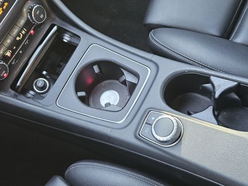 Used 2019 Mercedes-Benz GLA 250 image 20