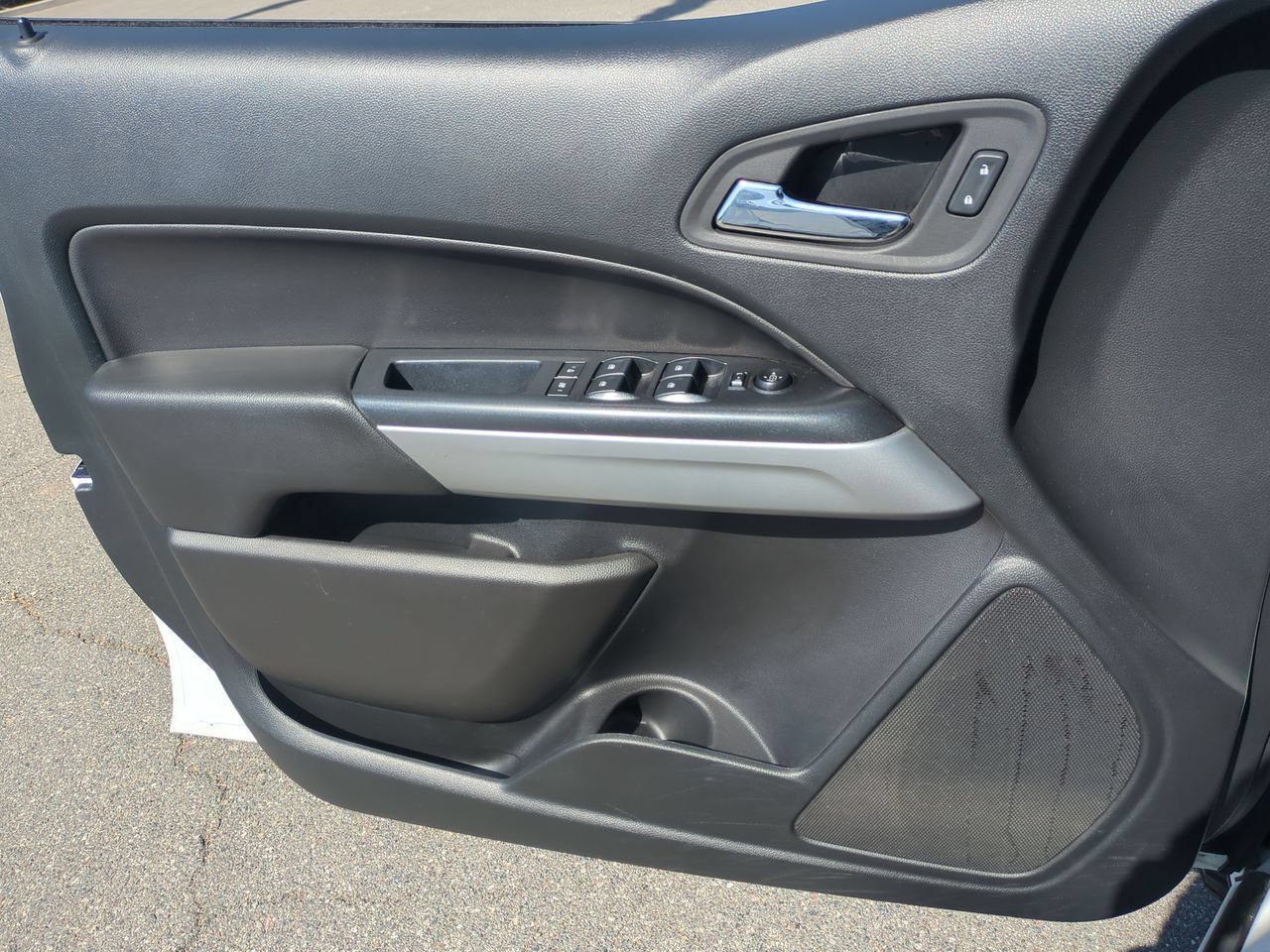 Used 2022 Chevrolet Colorado LT RWD image 20