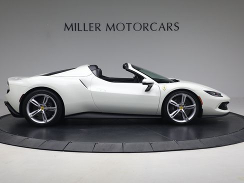 Used 2025 Ferrari 296 GTS RWD image 9