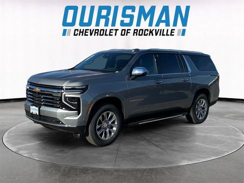 New 2026 Chevrolet Suburban Premier image 2
