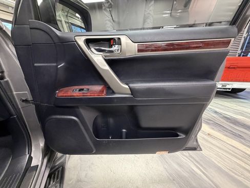 Used 2012 Lexus GX 460 image 50