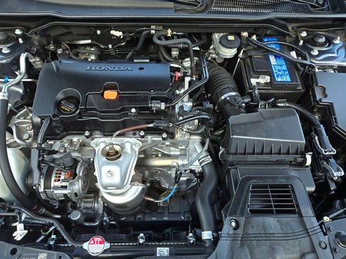 Used 2023 Honda Civic Sport image 26