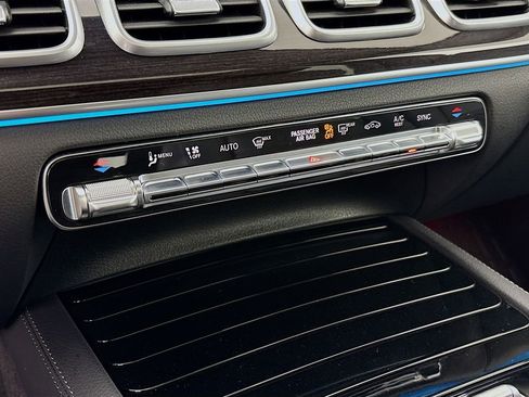 Used 2022 Mercedes-Benz GLE 450 4MATIC image 18