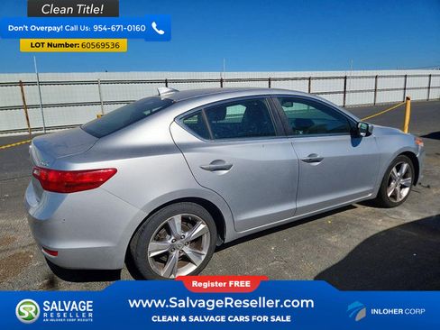 Used 2013 Acura ILX w/ Premium Package FWD image 4
