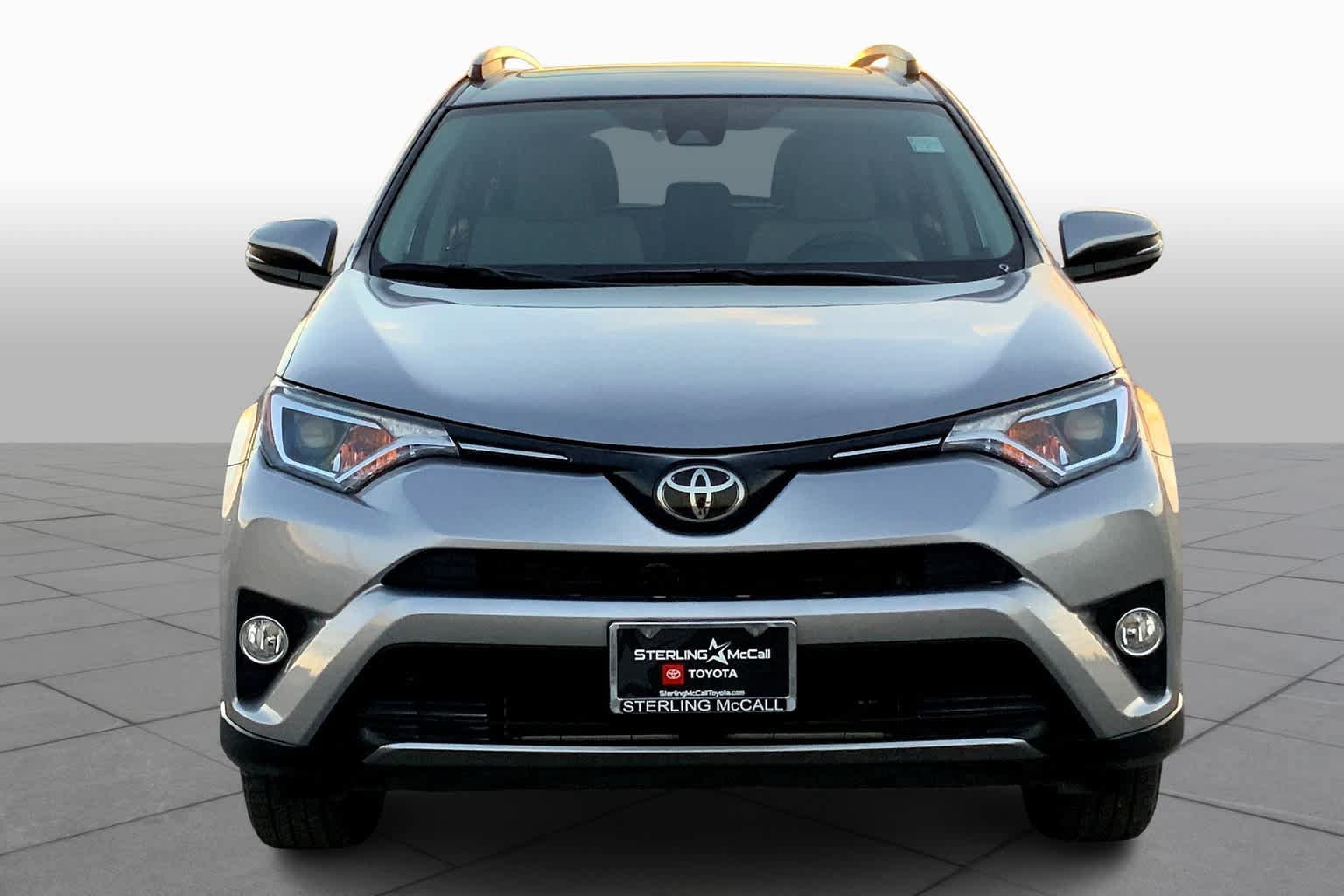 Used 2018 Toyota RAV4 XLE w/ Plus Extra Value Package FWD image 5