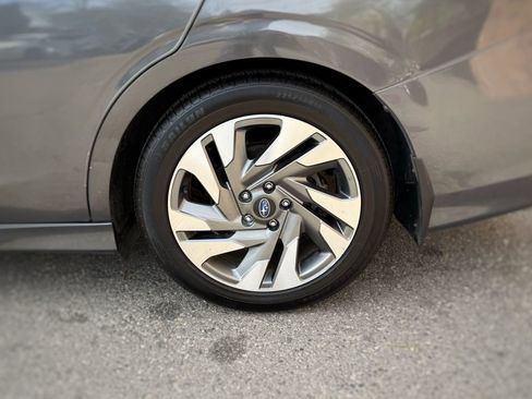 Used 2023 Subaru Legacy Limited AWD/4WD image 16