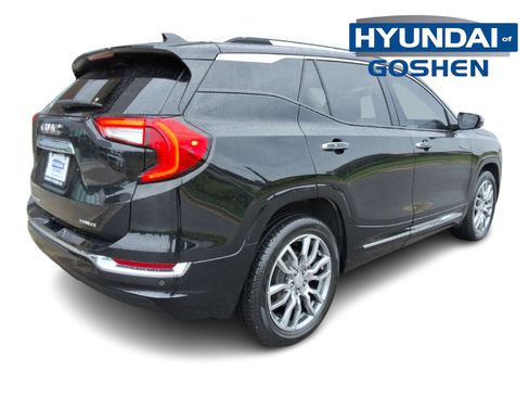 Used 2023 GMC Terrain Denali w/ LPO, Floor Liner Package AWD/4WD image 9