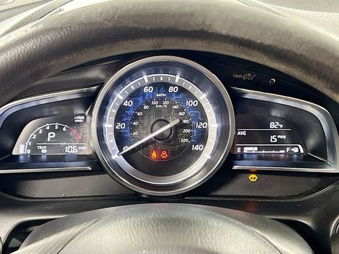 Used 2018 Toyota Yaris iA image 12