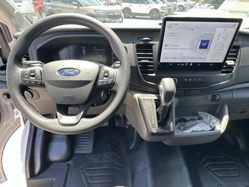 New 2026 Ford Transit 250 148 Medium Roof w/ Load Area Protection Package RWD image 18