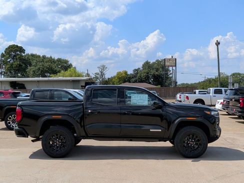 New 2026 GMC Canyon Elevation w/ Convenience Package RWD image 9