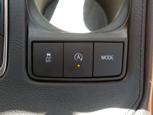 Used 2020 Cadillac XT4 Sport AWD/4WD image 30