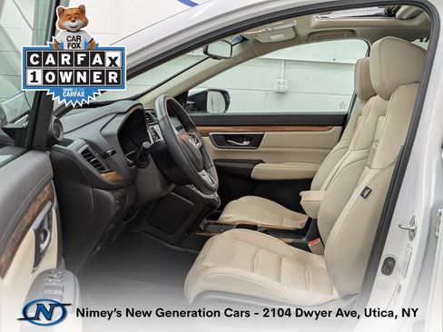 Used 2020 Honda CR-V Touring image 3