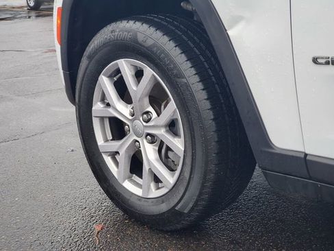 Used 2022 Jeep Grand Cherokee L Limited image 34