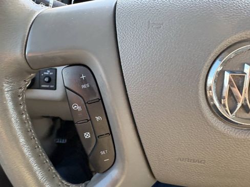 Used 2016 Buick Enclave Premium w/ Experience Buick Package AWD/4WD image 9