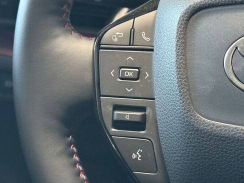 New 2026 Toyota Prius Plug-In Hybrid image 31