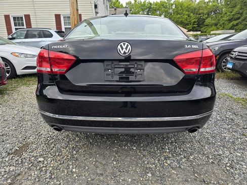 Used 2012 Volkswagen Passat 3.6 SEL Premium image 9