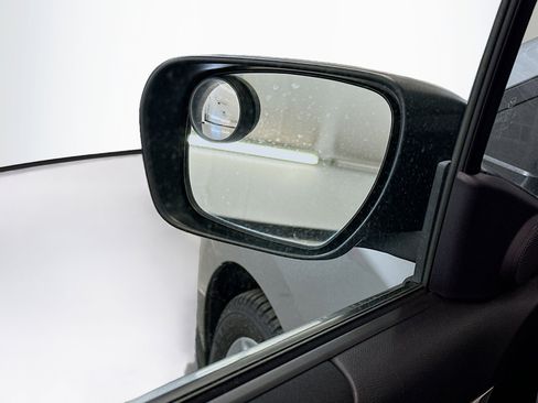 Used 2012 MAZDA MAZDA5 Grand Touring FWD image 16
