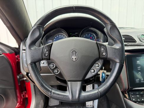 Used 2018 Maserati GranTurismo Sport RWD image 12