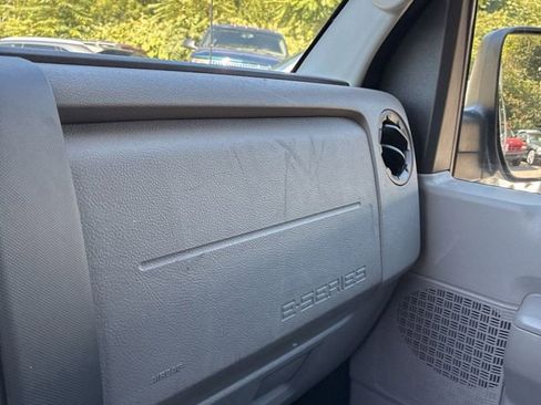 Used 2011 Ford E-350 and Econoline 350 Extended Super Duty w/ PWR Group image 30