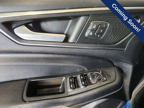 Used 2022 Ford Edge Titanium w/ Equipment Group 301A AWD/4WD image 9