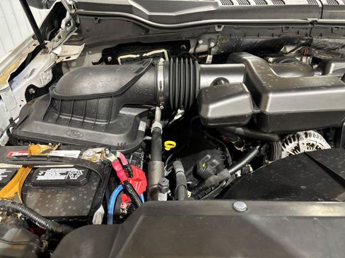 Used 2019 Ford F250 XL w/ Power Equipment Group AWD/4WD image 23