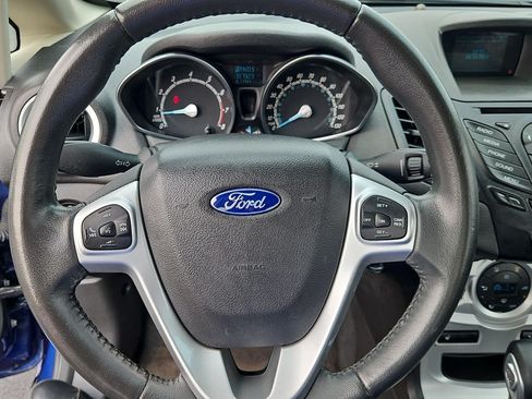 Used 2016 Ford Fiesta SE w/ Cold Weather Package FWD image 17