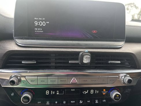 Used 2022 Kia Telluride SX w/ SX Prestige Package image 14