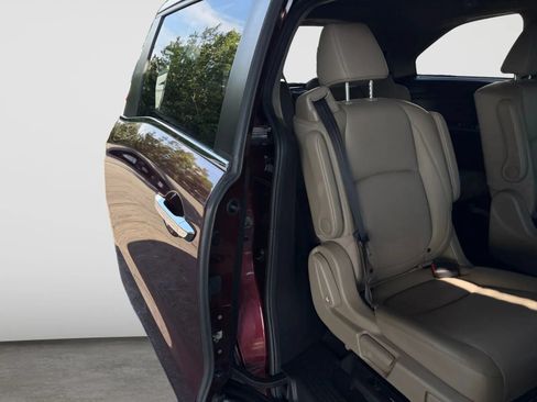 Used 2020 Honda Odyssey EX-L image 18