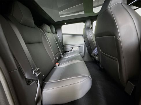 Used 2025 Tesla Cybertruck AWD Crew Cab image 3