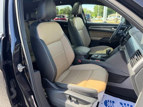 Used 2021 Volkswagen Atlas Cross Sport SEL AWD/4WD image 18