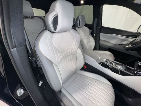 Certified 2026 INFINITI QX60 Autograph w/ Dark Cargo Package AWD/4WD image 32