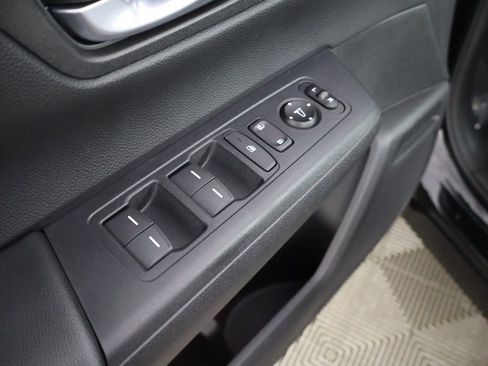 Used 2025 Honda CR-V Sport-L image 39