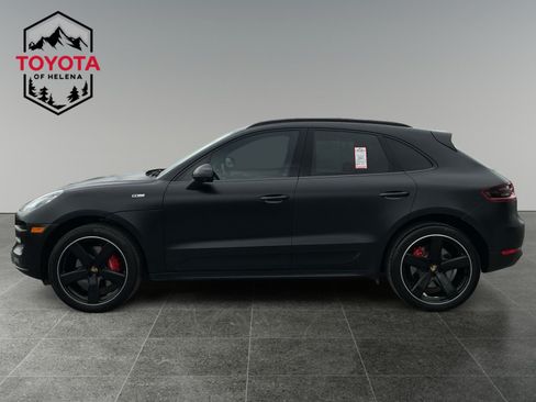 Used 2017 Porsche Macan Turbo AWD/4WD image 2