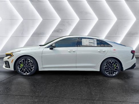 New 2026 Kia K5 GT FWD image 2