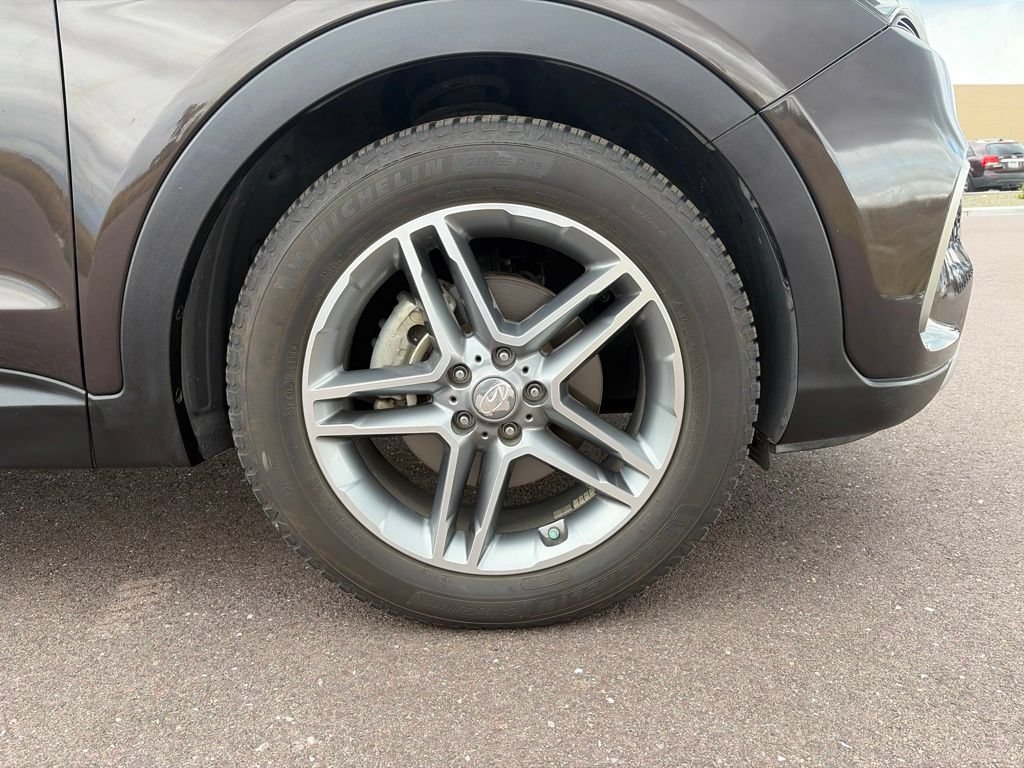 Used 2018 Hyundai Santa Fe FWD image 40