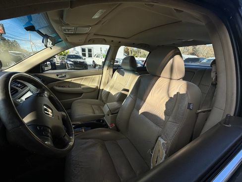 Used 2005 Honda Accord EX-L image 9