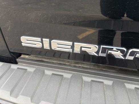 Used 2018 GMC Sierra 1500 Denali w/ Denali Ultimate Package image 11