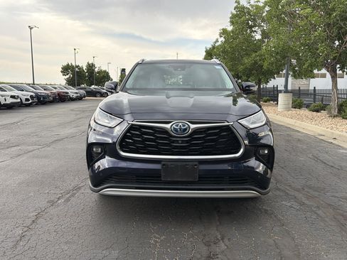Used 2020 Toyota Highlander Platinum AWD/4WD image 13