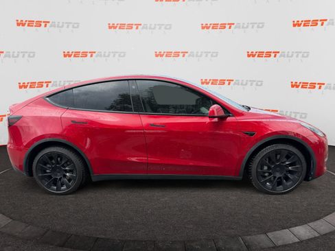 Used 2021 Tesla Model Y Long Range AWD/4WD image 6