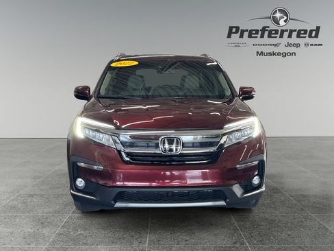 Used 2022 Honda Pilot Touring image 11
