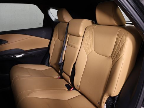 Used 2024 Lexus RX 350 Premium image 32