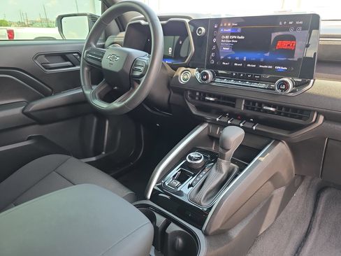 Used 2026 Chevrolet Colorado Trail Boss AWD/4WD image 16