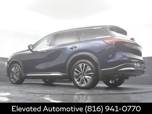 Certified 2026 INFINITI QX60 Luxe w/ Family Package image 26