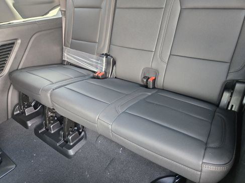 New 2026 Chevrolet Tahoe High Country AWD/4WD image 23