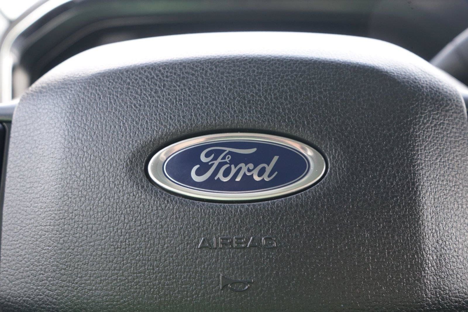 Used 2023 Ford F250 Lariat w/ Sport Appearance Package AWD/4WD image 15