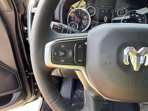 New 2026 RAM 1500 4x4 Crew Cab image 23